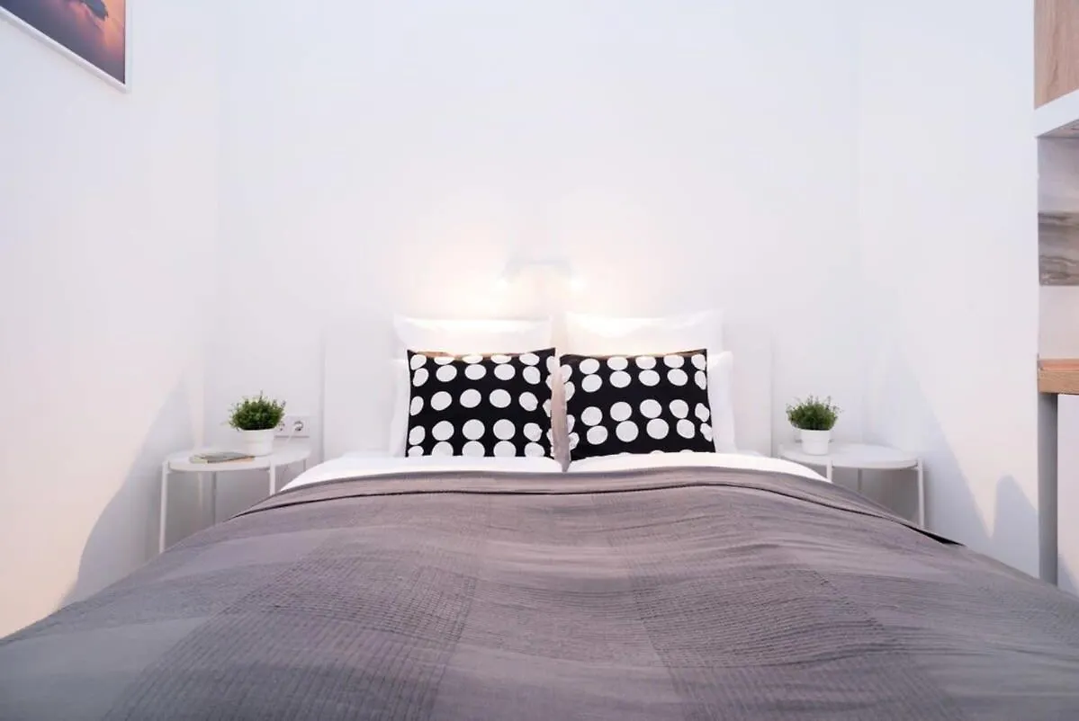 New Comfy Studio At Convenient Location Budapest Hungary